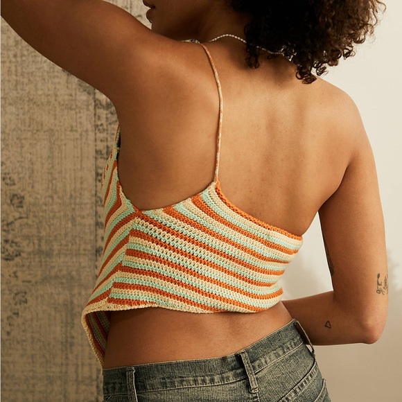 Urban Outfitters NWOT Kaia Asymmetrical Knit Striped One Shoulder Top - Picture 4 of 9